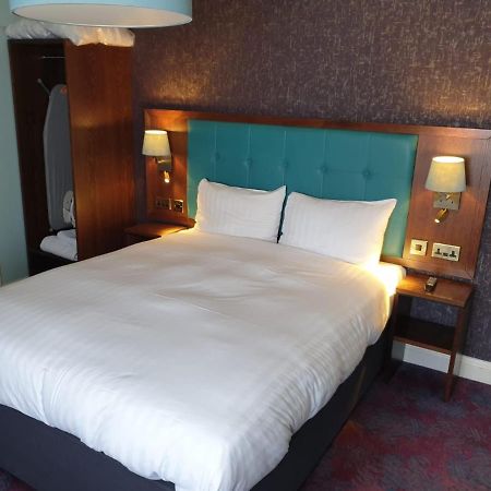 فندق The Queen'S Head Wetherspoon تافيستوك المظهر الخارجي الصورة